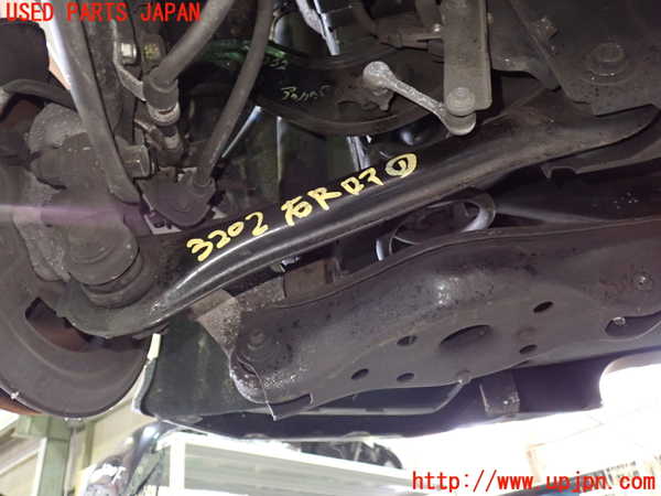 1UPJ-32025200]シビック タイプR(FK8)右リアロアアーム1 中古_m0001.jpg
