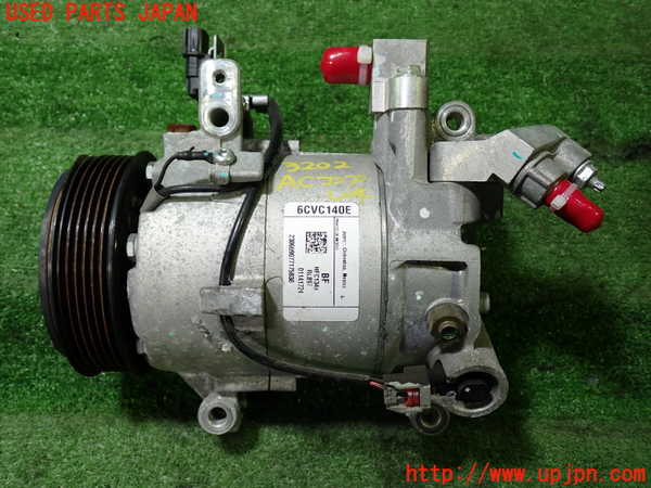 1UPJ-32026025]シビック タイプR(FK8)エアコンコンプレッサー 中古_m0001.jpg