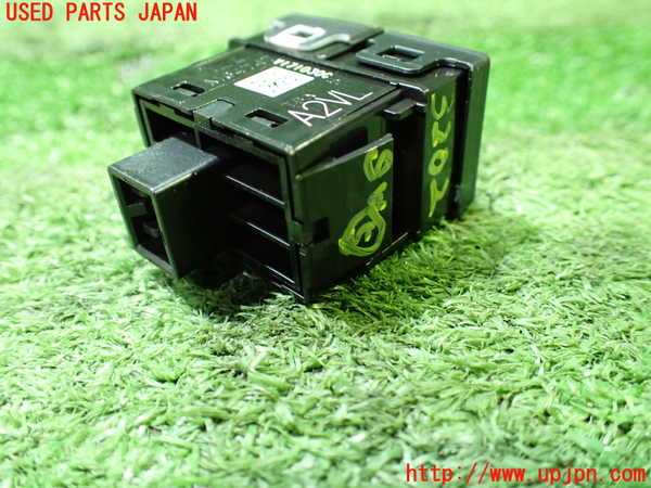 1UPJ-32026310]シビック タイプR(FK8)スイッチ5 (VSC OFF) 中古_m0002.jpg