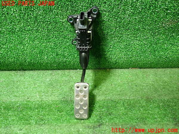 1UPJ-32026381]シビック タイプR(FK8)センサー1 (アクセルペダル) 中古_m0001.jpg