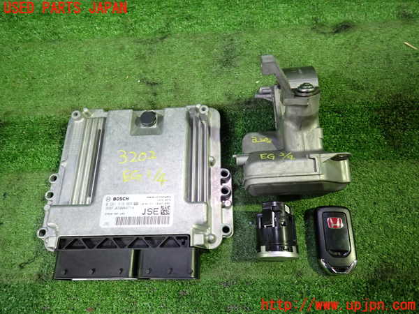 5UPJ-32026110]シビック タイプR(FK8)エンジンコンピューター 中古_m0001.jpg