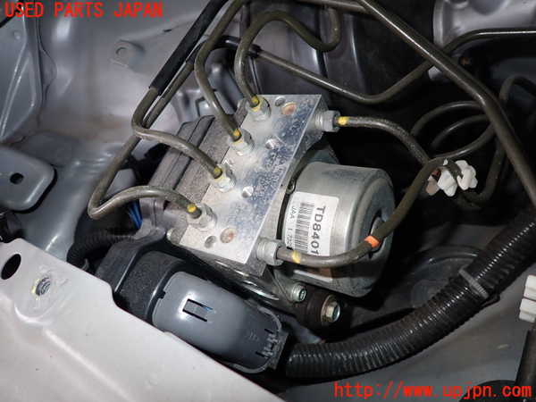 2UPJ-32044040]フェアレディZ(Z33)ABSアクチュエーター 中古_m0002.jpg