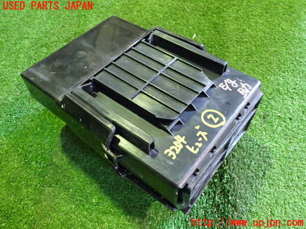 2UPJ-32046742]フェアレディZ(Z33)ヒューズボックス2 中古_m0002.jpg