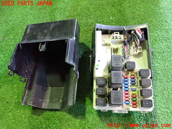 2UPJ-32046742]フェアレディZ(Z33)ヒューズボックス2 中古_m0003.jpg
