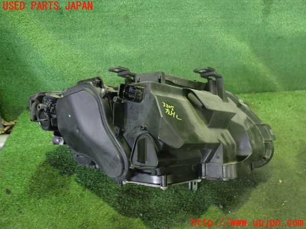 2UPJ-32051132]BMW 335i カブリオレ(WL35)左ヘッドライト HID 中古 (E93)_m0002.jpg