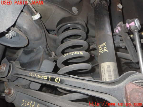 2UPJ-32055100]BMW 335i カブリオレ(WL35)右リアスプリング 中古 (E93)_m0001.jpg