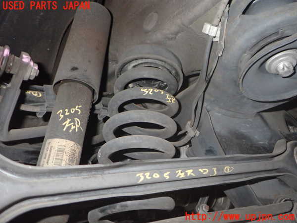 2UPJ-32055105]BMW 335i カブリオレ(WL35)左リアスプリング 中古 (E93)_m0001.jpg