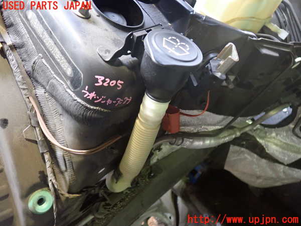 2UPJ-32056791]BMW 335i カブリオレ(WL35)ウォッシャータンク1 中古 (E93)_m0001.jpg