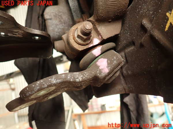 2UPJ-32064290]フィアット・500X(33414)右フロントナックルハブ 中古_m0003.jpg