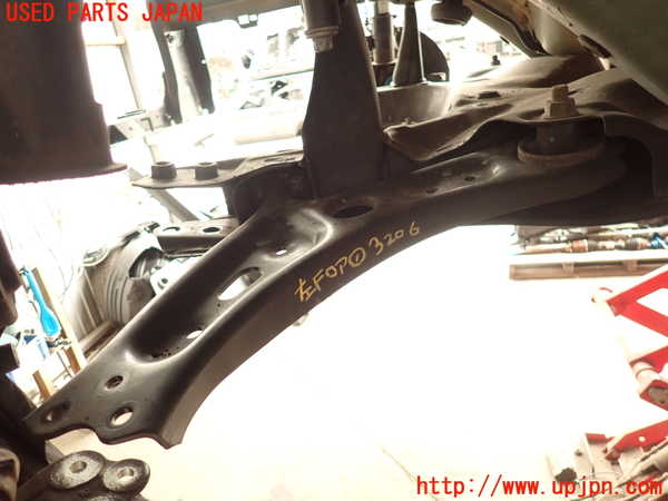 2UPJ-32065186]フィアット・500X(33414)左フロントロアアーム1 中古_m0001.jpg