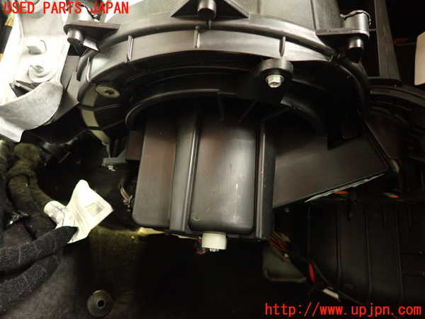 2UPJ-32066081]フィアット・500X(33414)エバポレーター1 中古_m0002.jpg