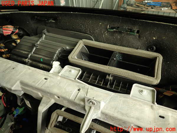 2UPJ-32066081]フィアット・500X(33414)エバポレーター1 中古_m0005.jpg