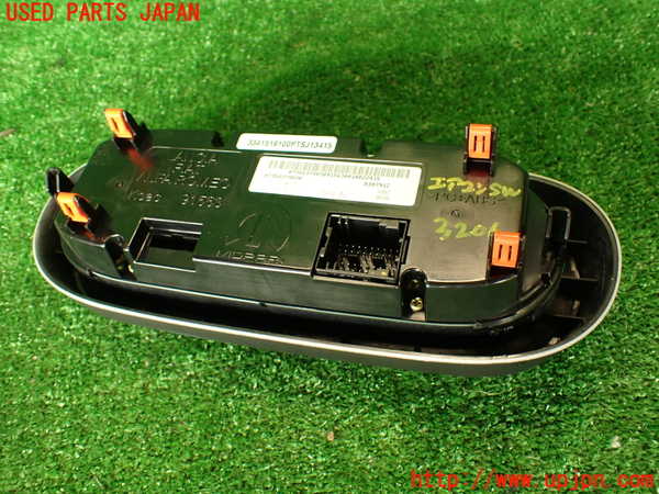 2UPJ-32066066]フィアット・500X(33414)エアコンスイッチ1 中古_m0003.jpg
