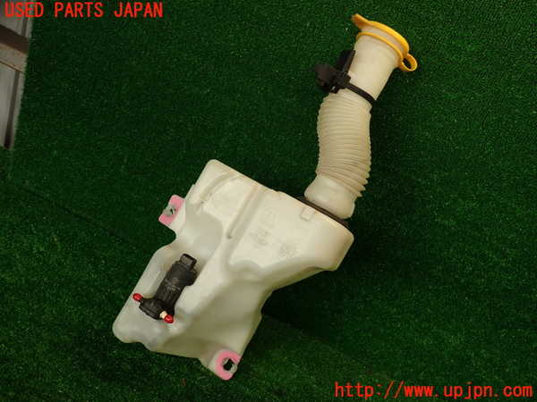 2UPJ-32066791]フィアット・500X(33414)ウォッシャータンク1 (ジャンク品) 中古_m0001.jpg