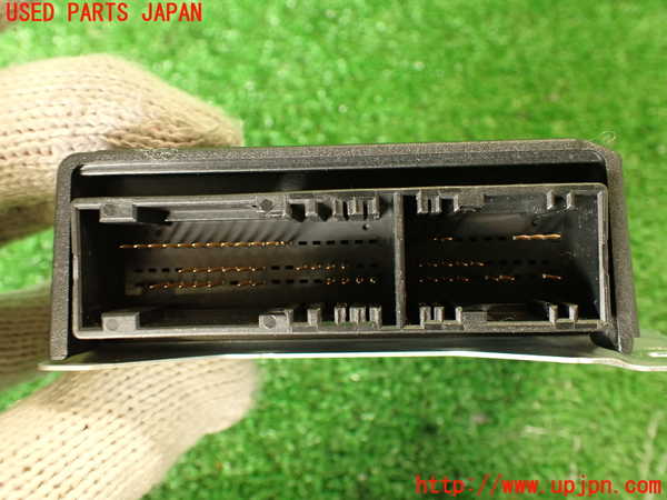 2UPJ-32066145]フィアット・500X(33414)エアバッグコンピューター 中古_m0003.jpg