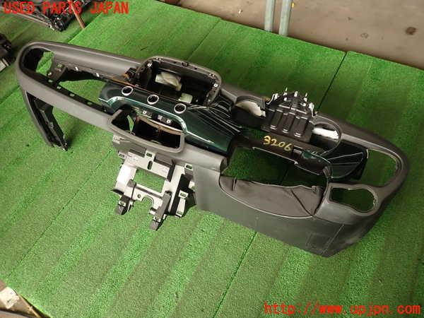 2UPJ-32067505]フィアット・500X(33414)ダッシュボード 中古_m0001.jpg