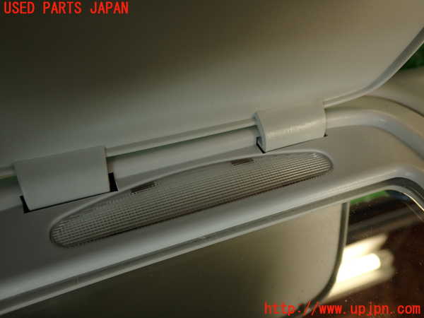 2UPJ-32067625]フィアット・500X(33414)室内サンバイザー右側 中古_m0004.jpg