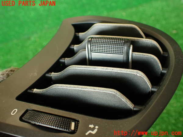 2UPJ-32067527]フィアット・500X(33414)エアコン吹き出し口2 (右) 中古_m0003.jpg