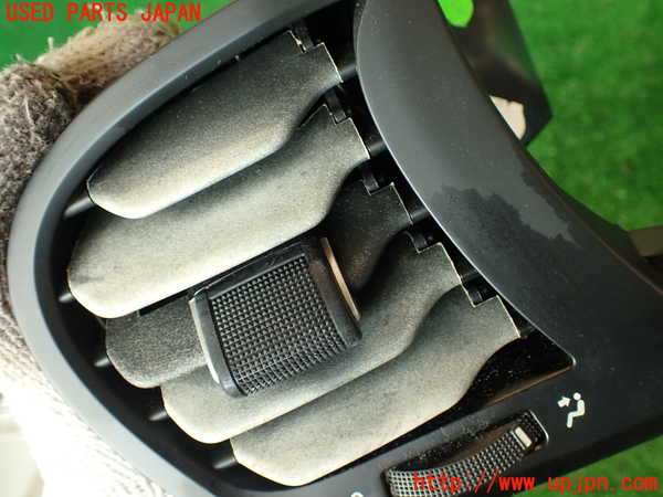 2UPJ-32067528]フィアット・500X(33414)エアコン吹き出し口3 (左) 中古_m0002.jpg