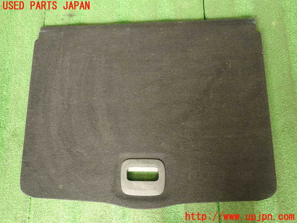 2UPJ-32067771]フィアット・500X(33414)ラゲッジトレイ1 中古_m0001.jpg