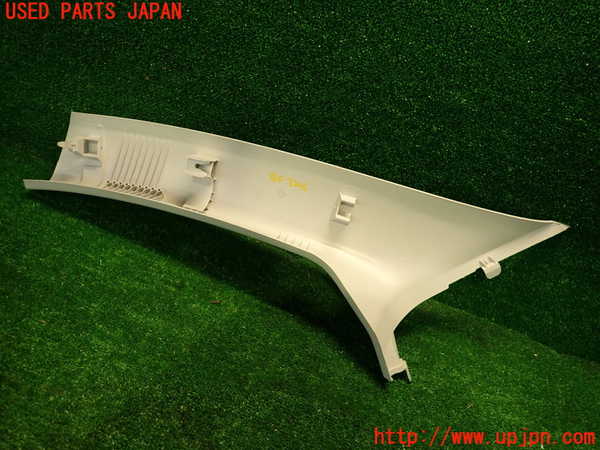 2UPJ-32067655]フィアット・500X(33414)右フロントピラートリム 中古_m0004.jpg