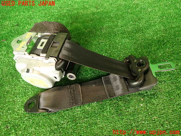 2UPJ-32067155]フィアット・500X(33414)右2列目シートベルト 中古_m0002.jpg