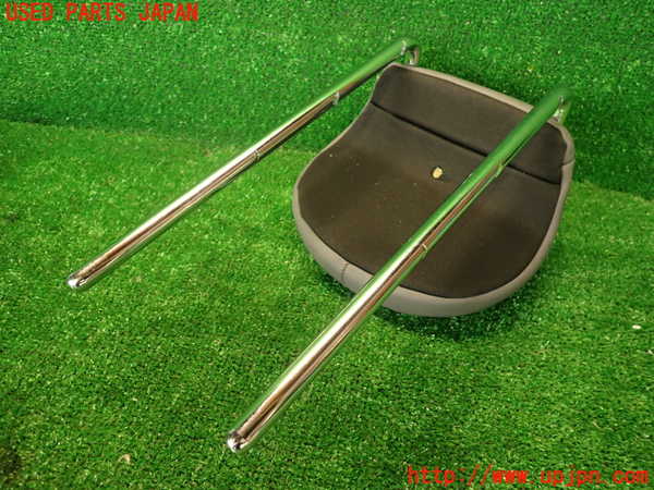 2UPJ-32067150]フィアット・500X(33414)右2列目ヘッドレスト 中古_m0004.jpg