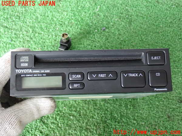 2UPJ-32076480]カローラ レビン(AE91)CDプレーヤー ジャンク品 中古_m0002.jpg