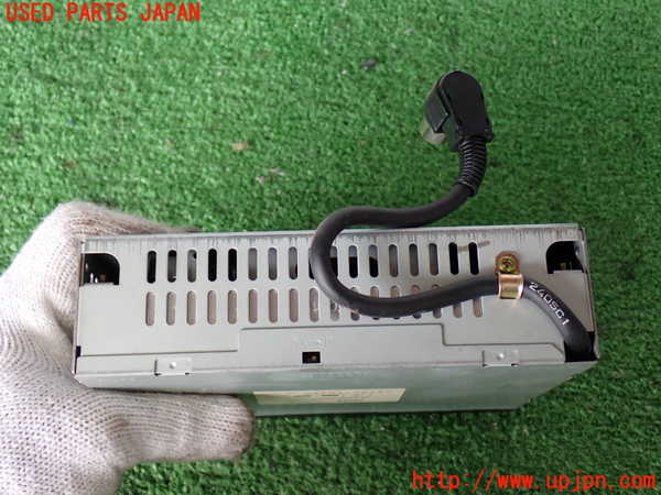 2UPJ-32076480]カローラ レビン(AE91)CDプレーヤー ジャンク品 中古_m0003.jpg