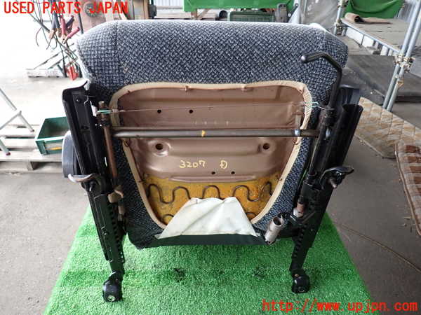 5UPJ-32077035]カローラ レビン(AE91)運転席シート 中古_m0005.jpg