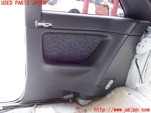 2UPJ-32077675]カローラ レビン(AE91)右リアピラートリム 中古_m0003.jpg