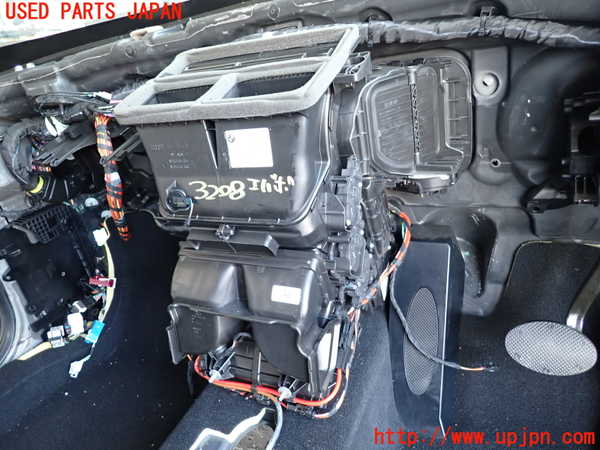 2UPJ-32086081]BMW ミニ(MINI)クーパーSD(XN20M)(F56)エバポレーター1 中古_m0002.jpg