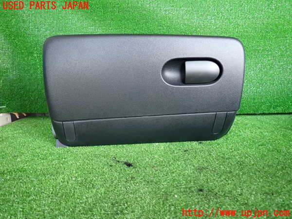 2UPJ-32087516]BMW ミニ(MINI)クーパーSD(XN20M)(F56)グローブボックス1 中古_m0001.jpg
