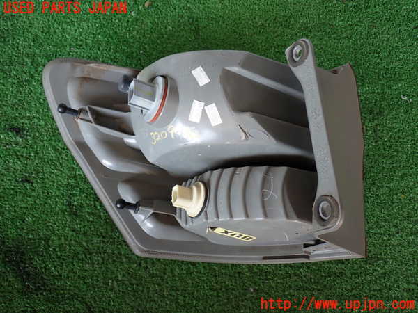 2UPJ-32091530]ジープ・グランドチェロキー(WK36A)右テールランプ 中古_m0003.jpg