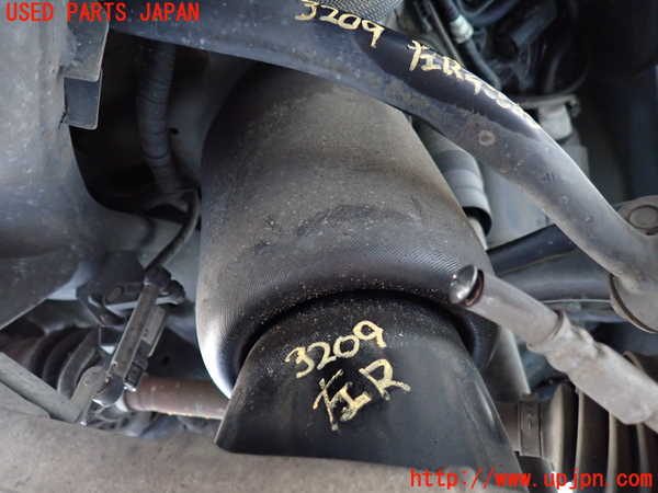 2UPJ-32095105]ジープ・グランドチェロキー(WK36A)左リアスプリング 中古_m0001.jpg