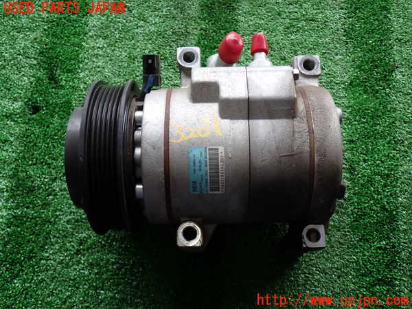 2UPJ-32096025]ジープ・グランドチェロキー(WK36A)エアコンコンプレッサー 中古_m0001.jpg