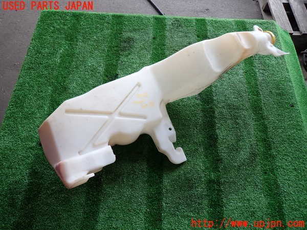 2UPJ-32096791]ジープ・グランドチェロキー(WK36A)ウォッシャータンク1 中古_m0003.jpg