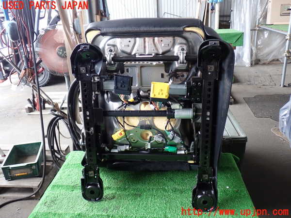2UPJ-32097065]ジープ・グランドチェロキー(WK36A)助手席シート 中古_m0005.jpg