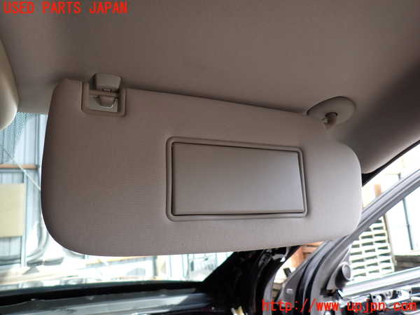 2UPJ-32097625]ジープ・グランドチェロキー(WK36A)室内サンバイザー右側 中古_m0002.jpg