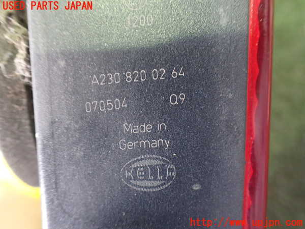 2UPJ-32101530]ベンツ SL350 R230(230467)右テールランプ 中古_m0002.jpg