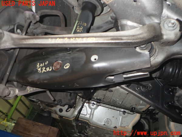 2UPJ-32105226]ベンツ SL350 R230(230467)左リアロアアーム1 中古_m0001.jpg