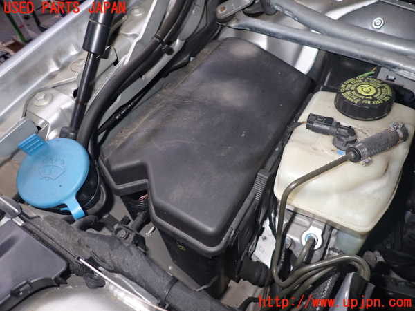 2UPJ-32106741]ベンツ SL350 R230(230467)ヒューズボックス1 中古_m0001.jpg
