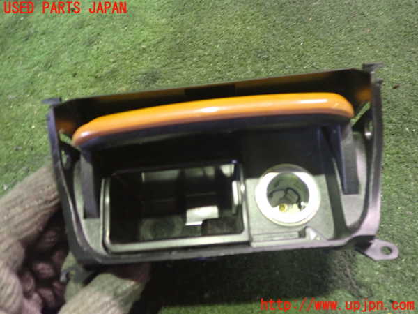 2UPJ-32107821]ベンツ SL350 R230(230467)灰皿1 中古_m0003.jpg