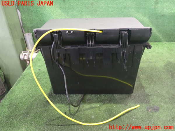 2UPJ-32107841]ベンツ SL350 R230(230467)小物入れ1 中古_m0003.jpg