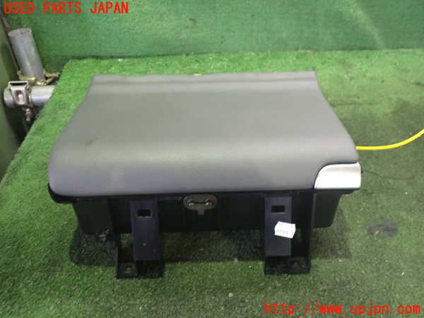 2UPJ-32107842]ベンツ SL350 R230(230467)小物入れ2 中古_m0001.jpg