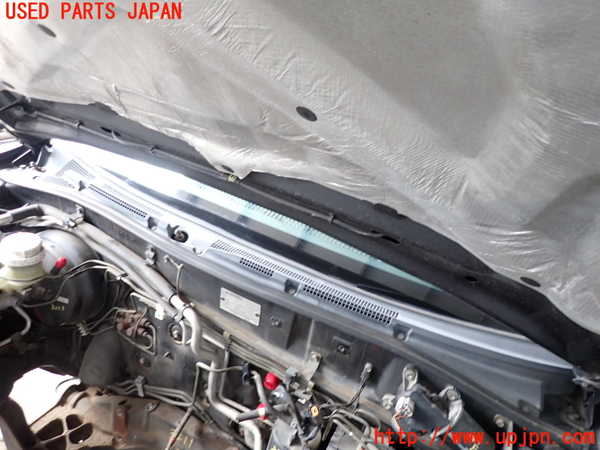 2UPJ-32111190]レグナム(EC5W)カウルトップ 中古_m0001.jpg
