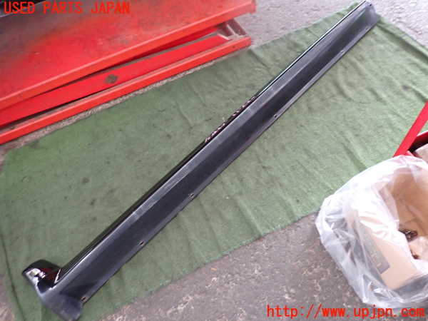 2UPJ-32111392]レグナム(EC5W)左サイドステップ 中古_m0004.jpg