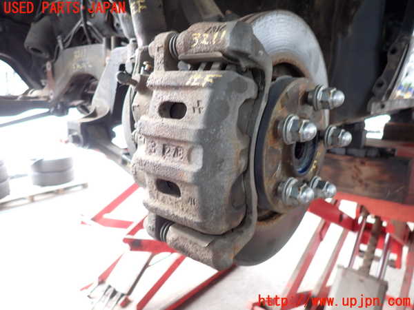 2UPJ-32114085]レグナム(EC5W)左フロントキャリパー 中古_m0001.jpg