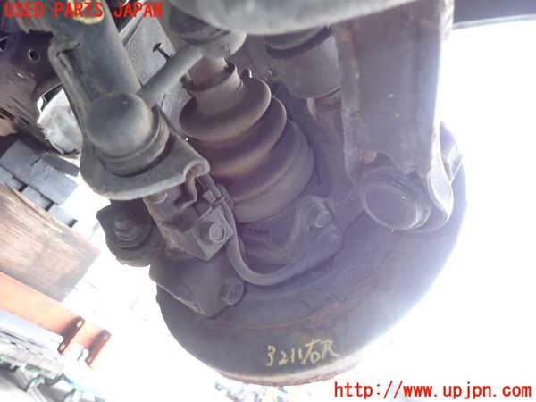 2UPJ-32114300]レグナム(EC5W)右リアナックルハブ 中古_m0001.jpg