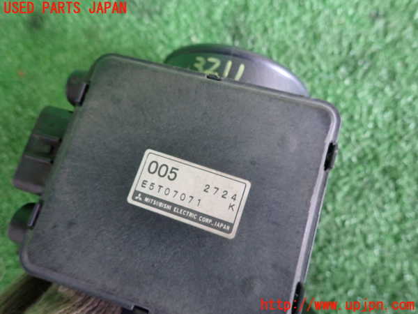2UPJ-32116320]レグナム(EC5W)エアフロメーター 中古_m0003.jpg